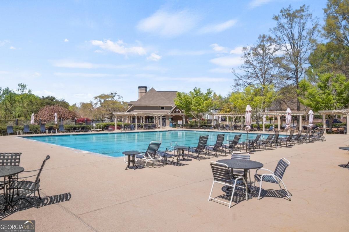 390 Wilde Green Drive Roswell - 24