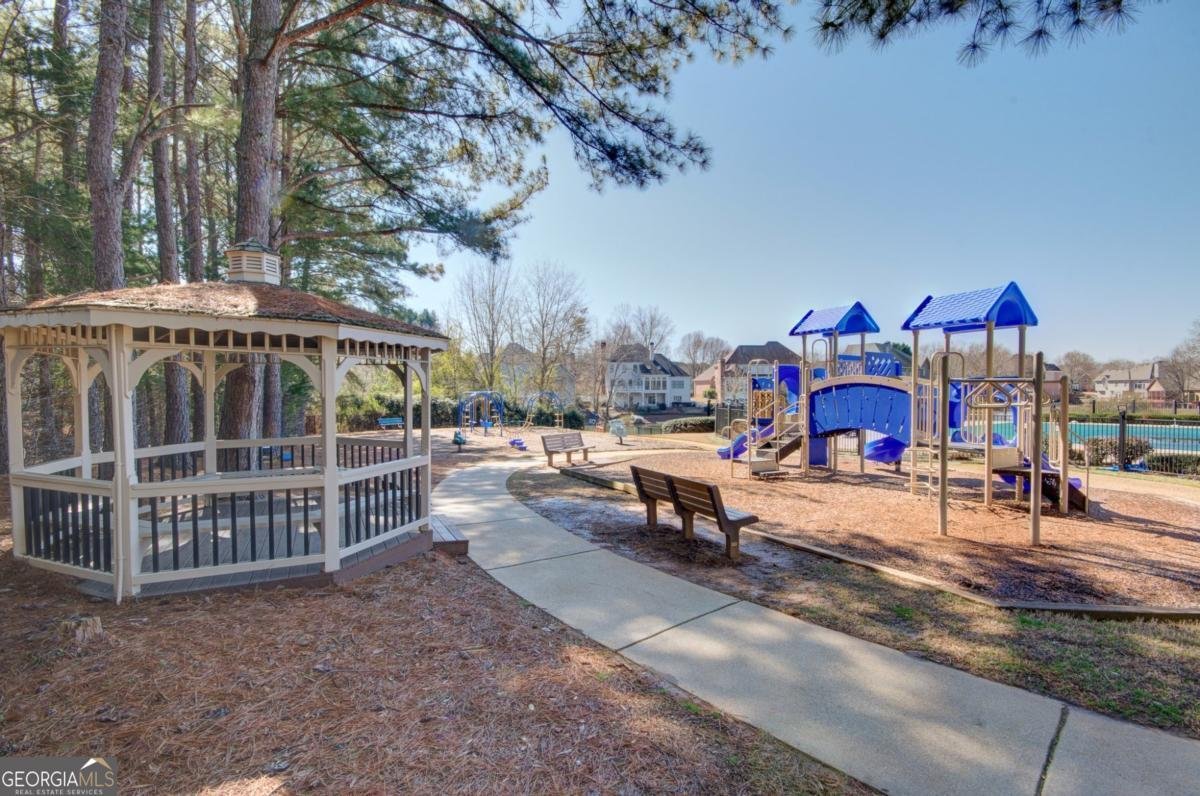390 Wilde Green Drive Roswell - 26