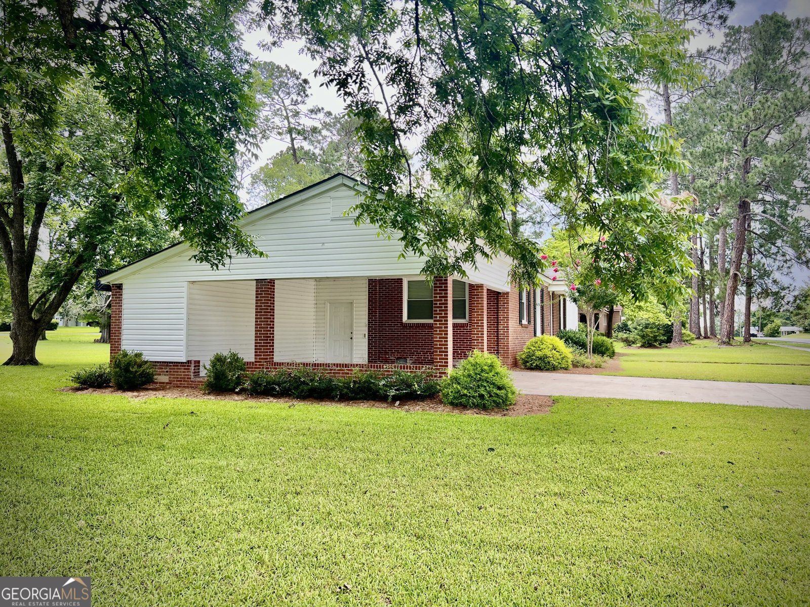 319 Line Street Dexter - 24