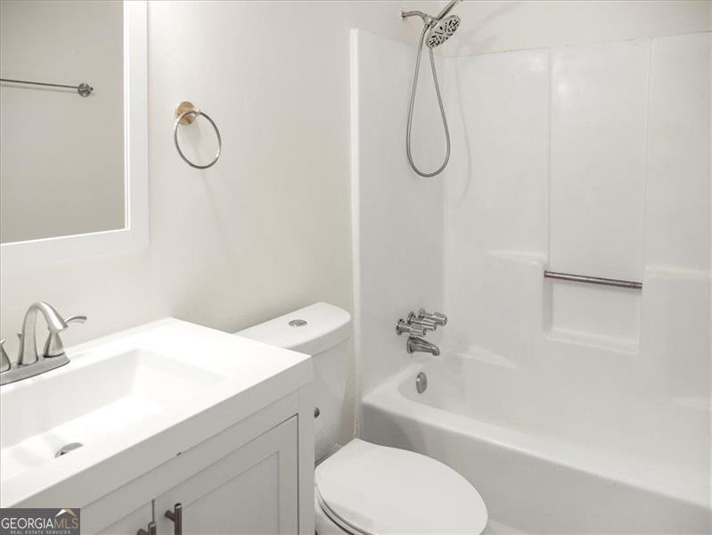 4679 CANDLEWYCK Way Buford - 23