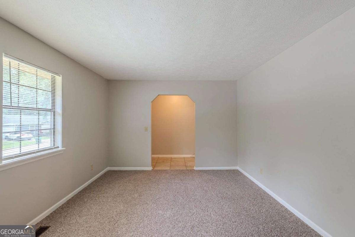 2247 Cherokee Valley Drive Lithonia - 10