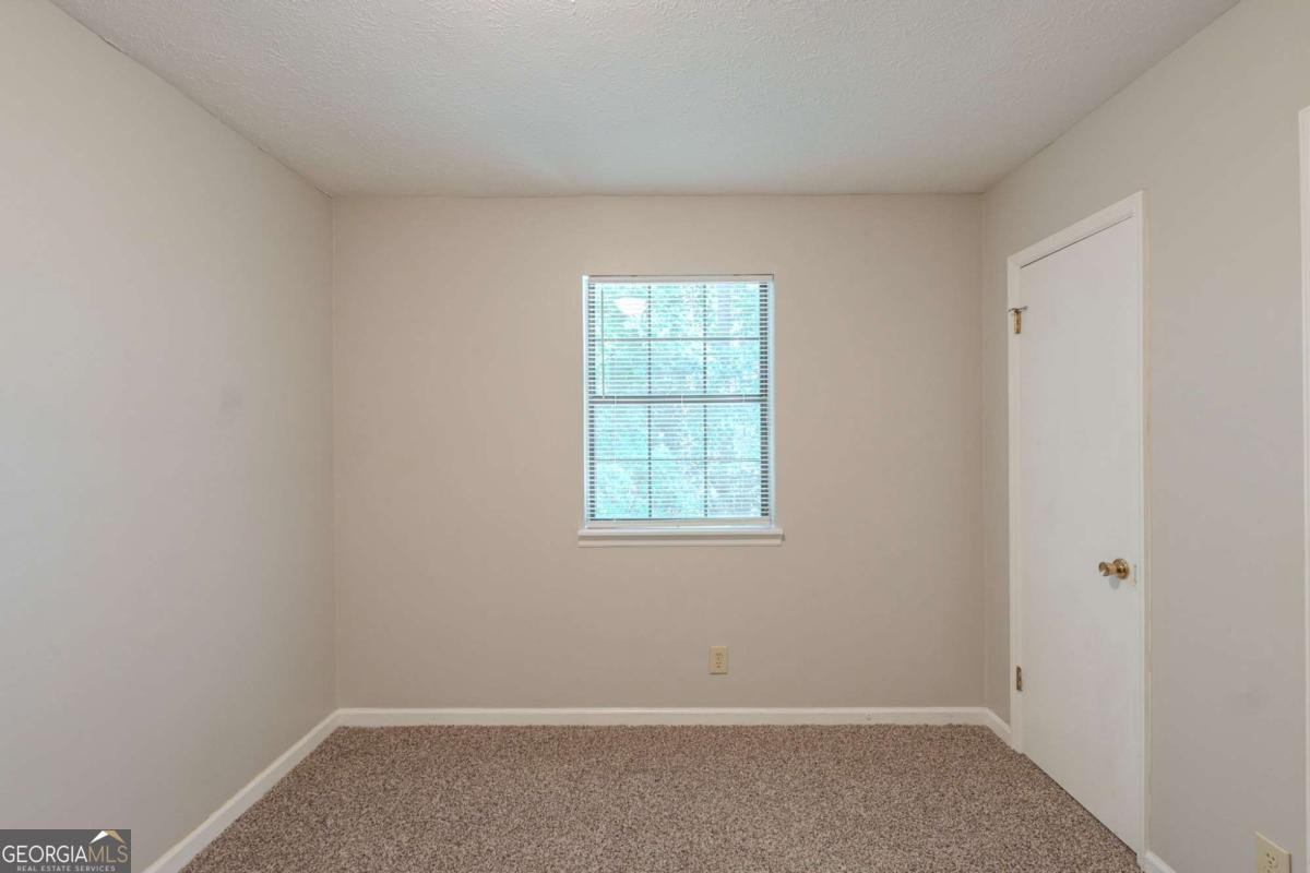 2247 Cherokee Valley Drive Lithonia - 22