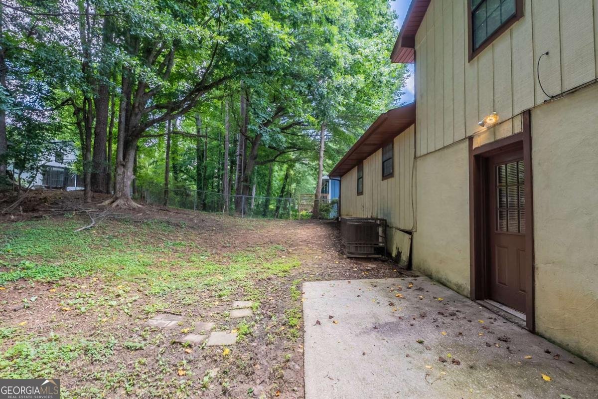 2247 Cherokee Valley Drive Lithonia - 30