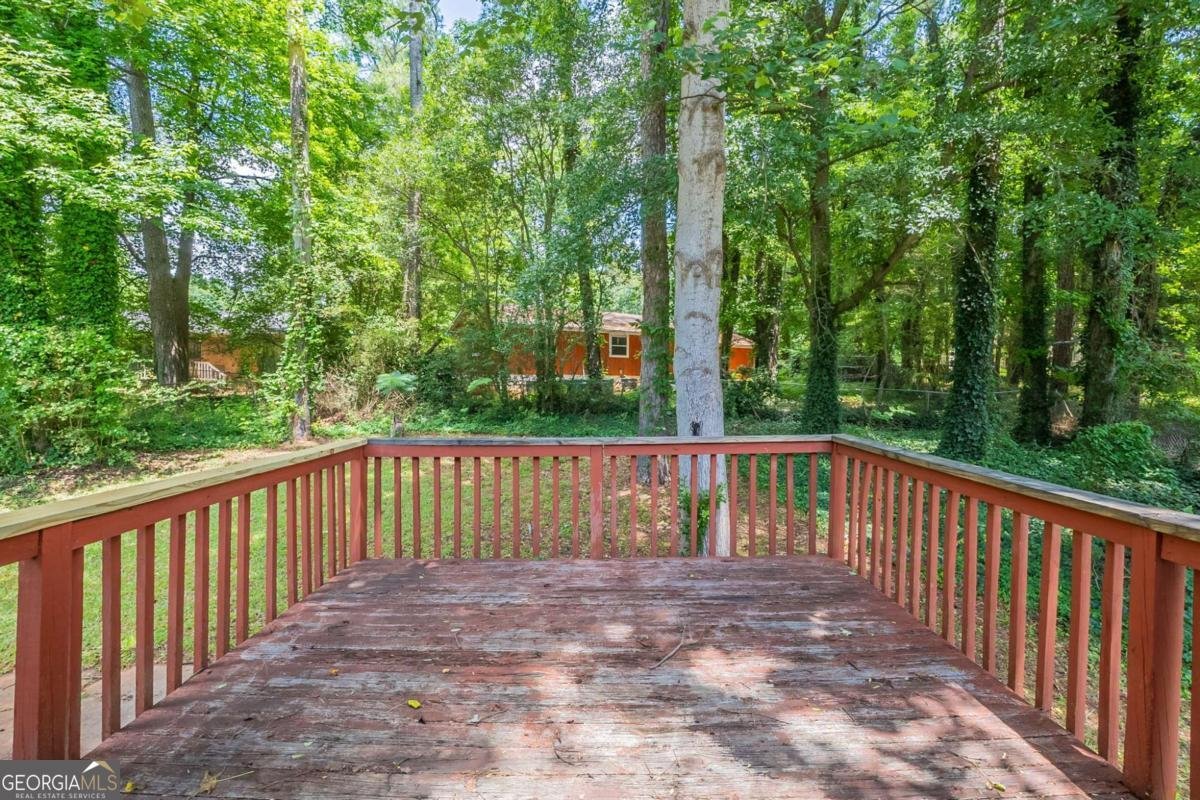 2242 Cherokee Valley Circle Lithonia - 27