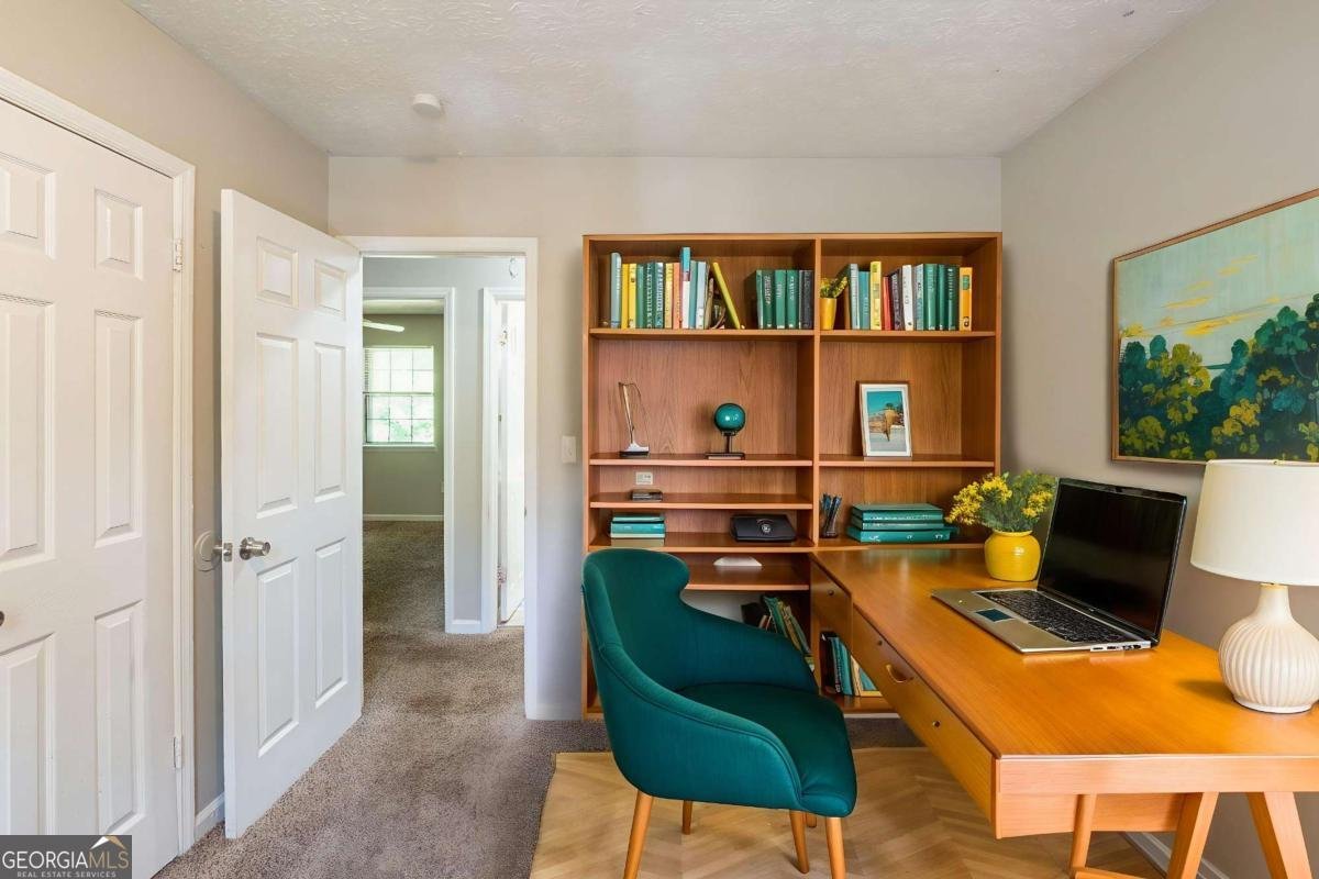2242 Cherokee Valley Circle Lithonia - 3