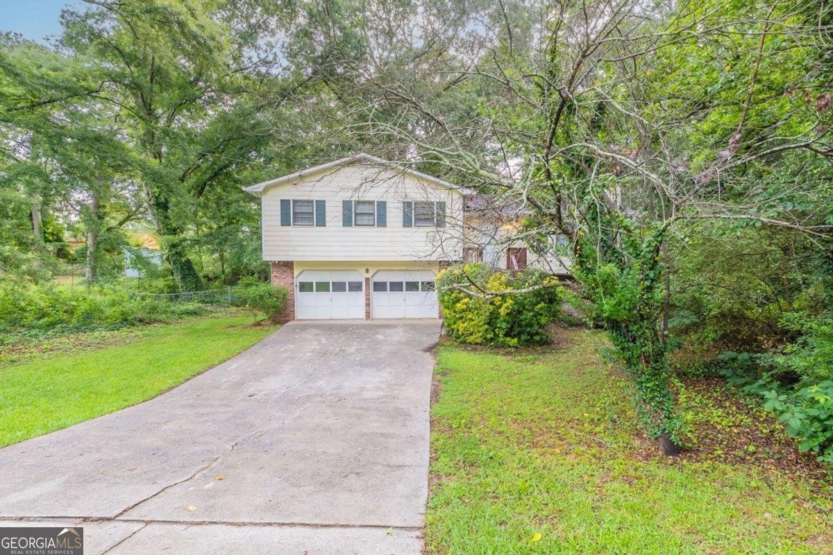 2047 Cliffton Terrace Snellville - 1