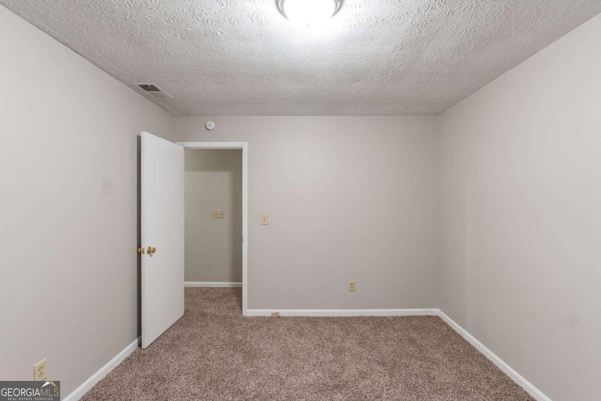 2047 Cliffton Terrace Snellville - 17