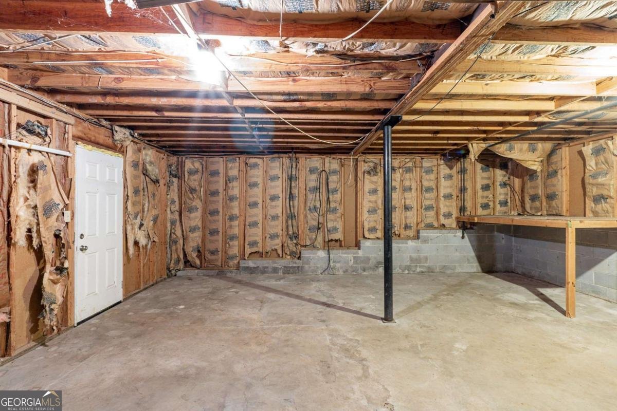 2047 Cliffton Terrace Snellville - 24