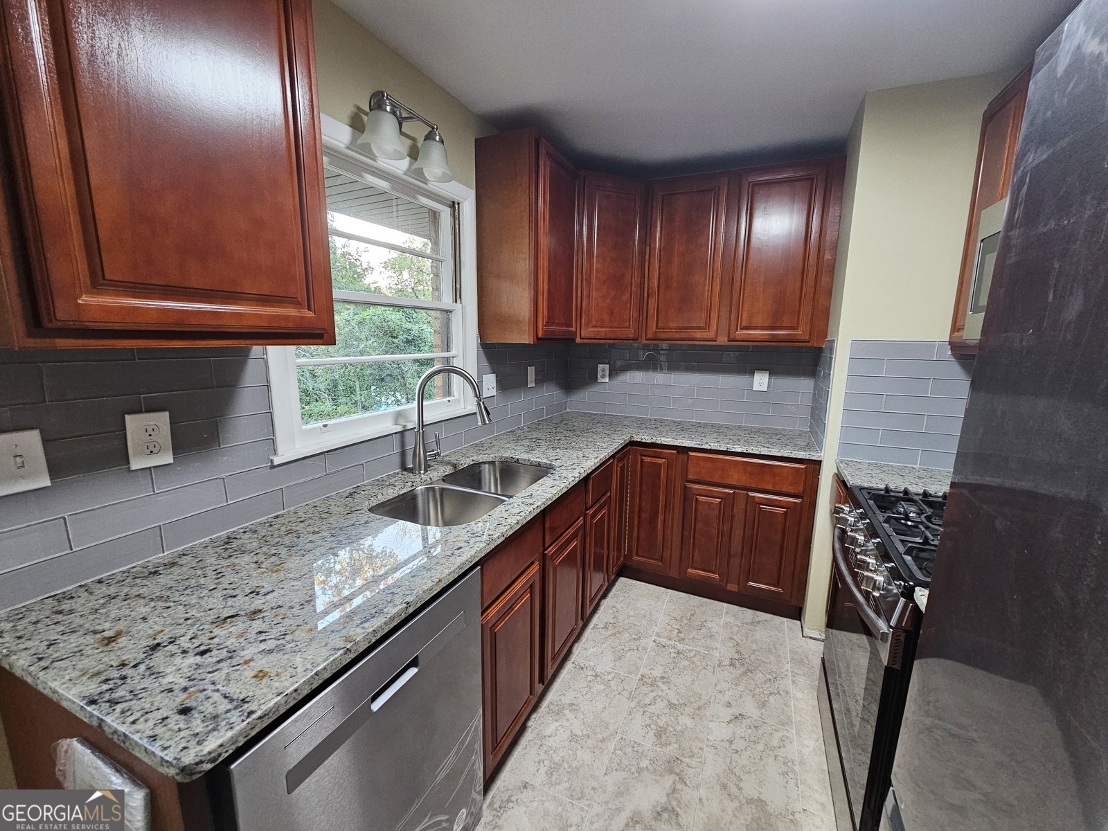 655 Shellnut Drive Forest Park - 12
