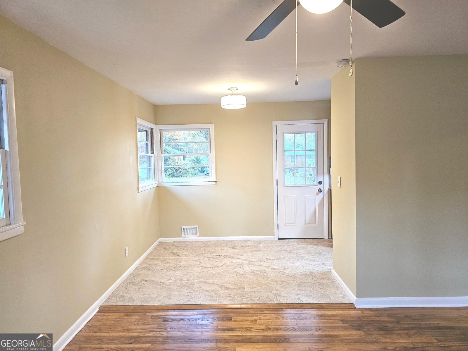 655 Shellnut Drive Forest Park - 4
