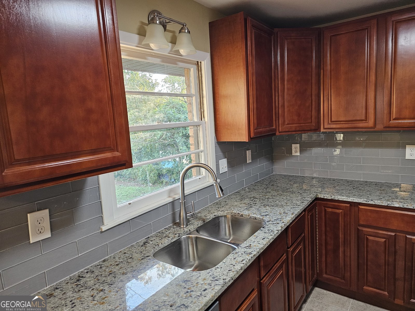 655 Shellnut Drive Forest Park - 9