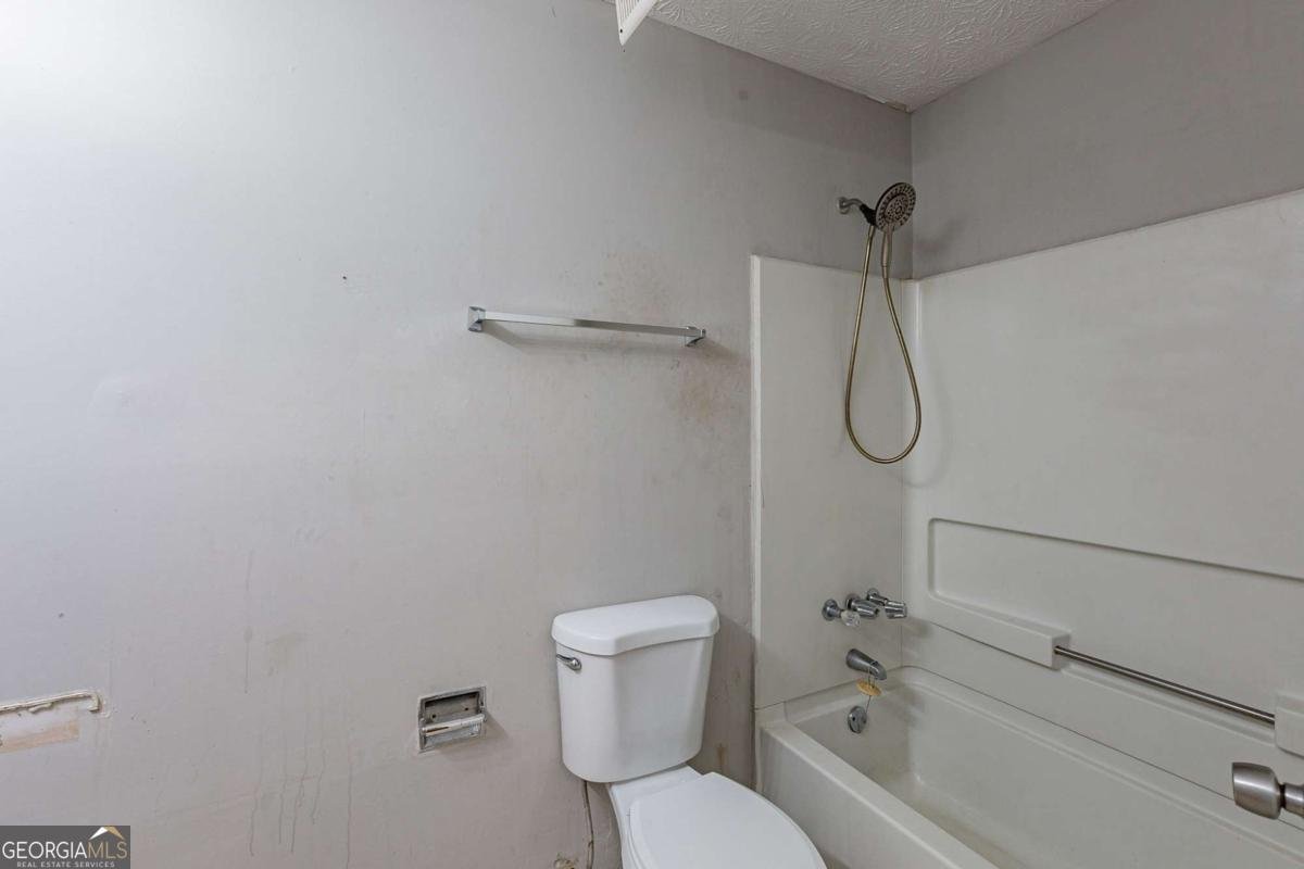 5856 Rock Road Union City - 13
