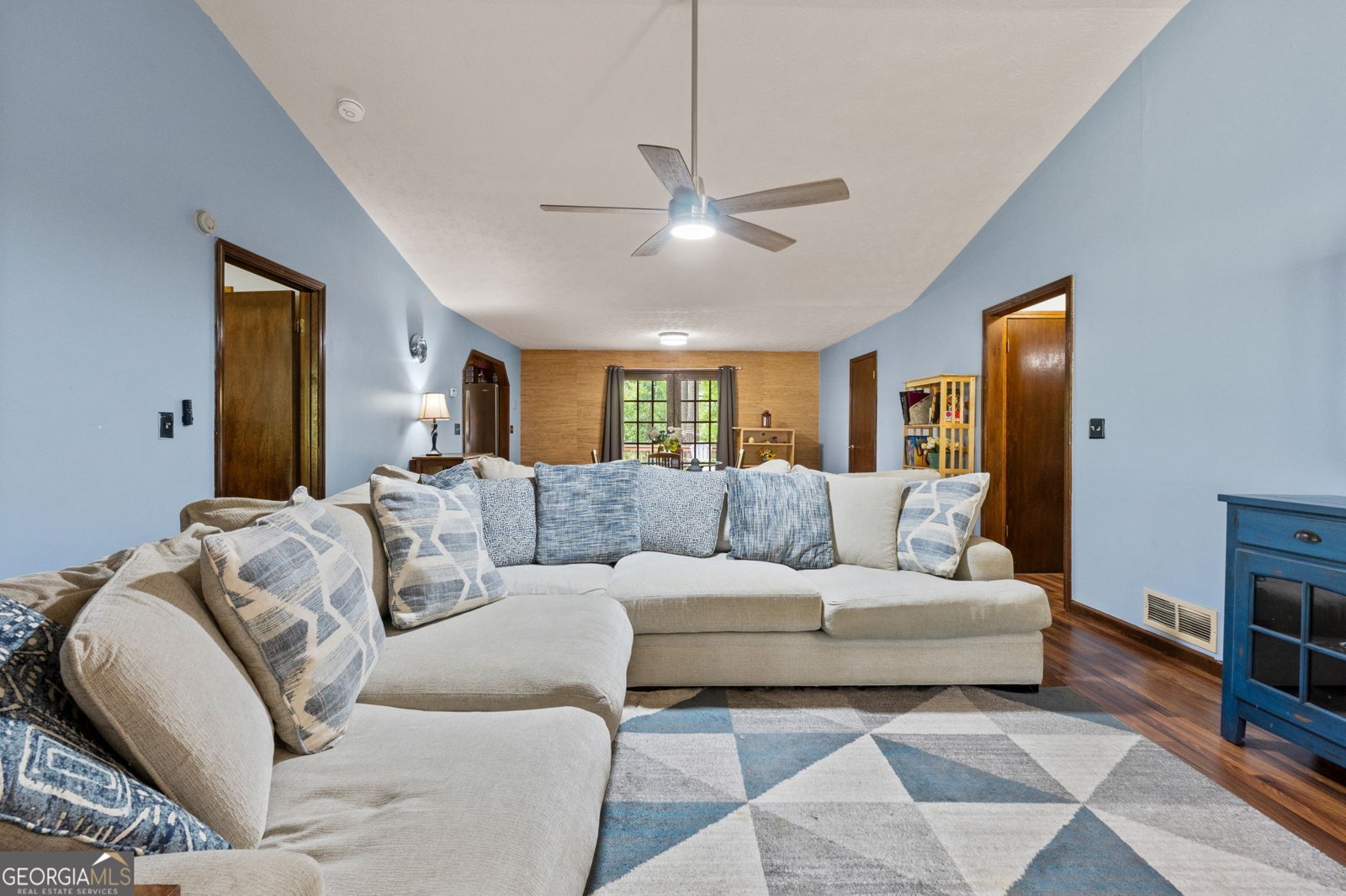 1290 Shadowlawn Drive Conyers - 10