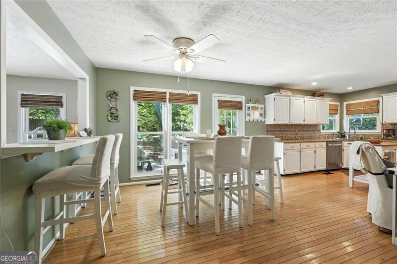 912 SPRING Woodstock - 18