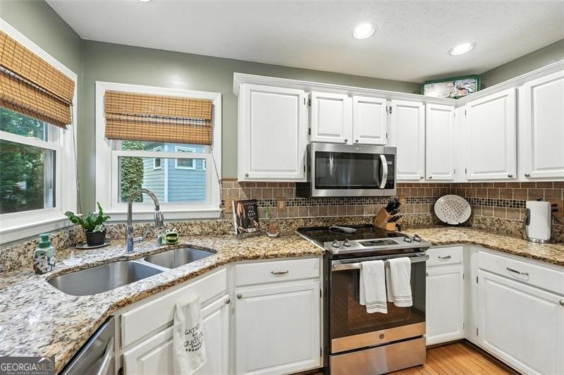 912 SPRING Woodstock - 19