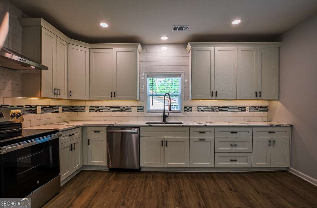 5445 Eva Mamie Lane Stone Mountain - 11