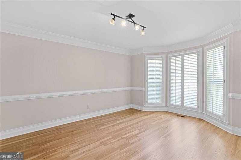 77 Skyland Drive Roswell - 10