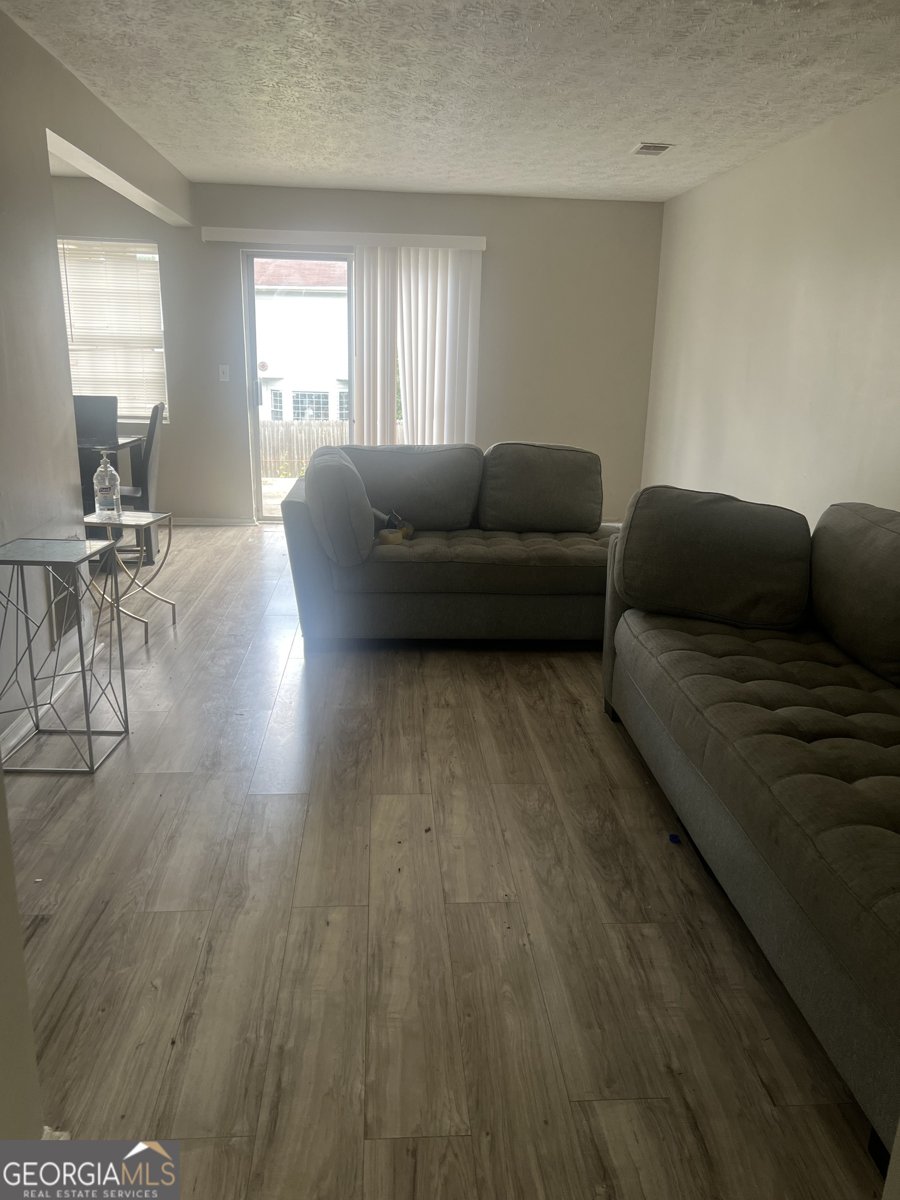 2511 Pine Tree Trail Atlanta - 3