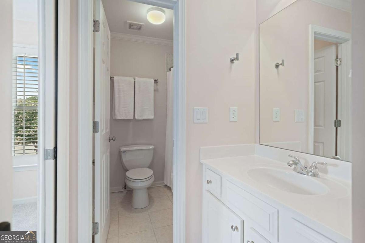 3401 Village Green Drive Roswell - 16