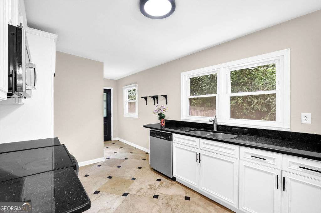 91 Tatum Street Marietta - 8