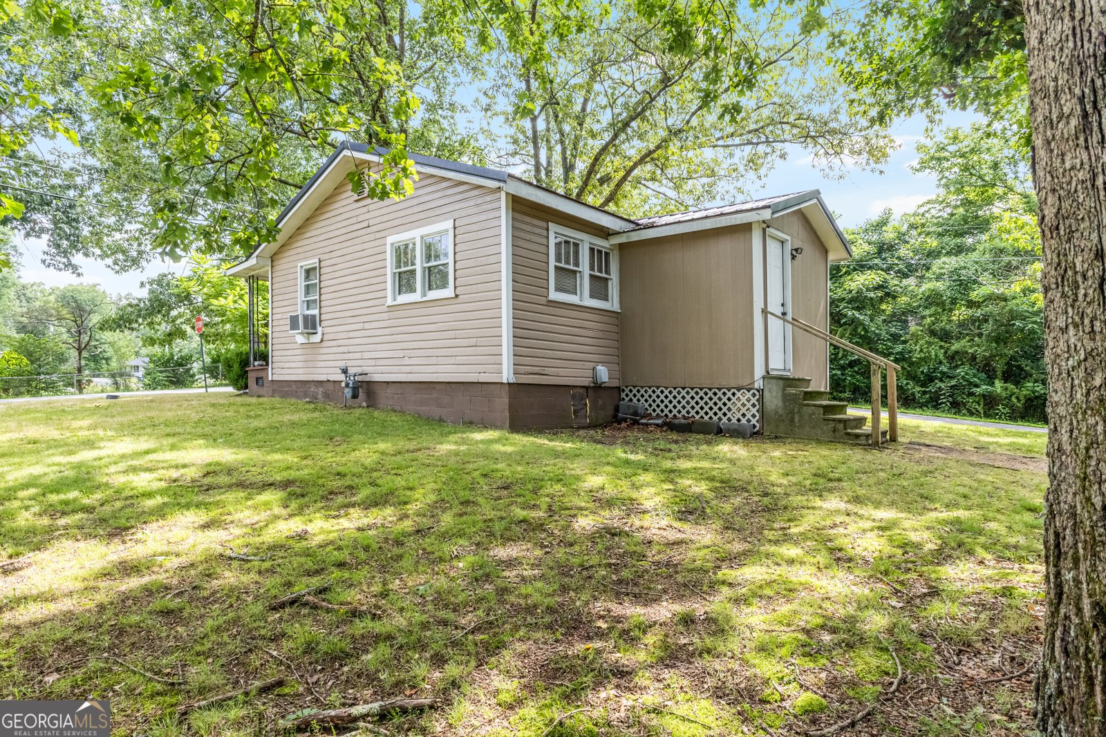 712 Moore Avenue Lafayette - 19