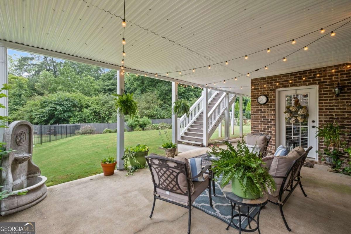 7615 Laurel Oak Drive Suwanee - 24
