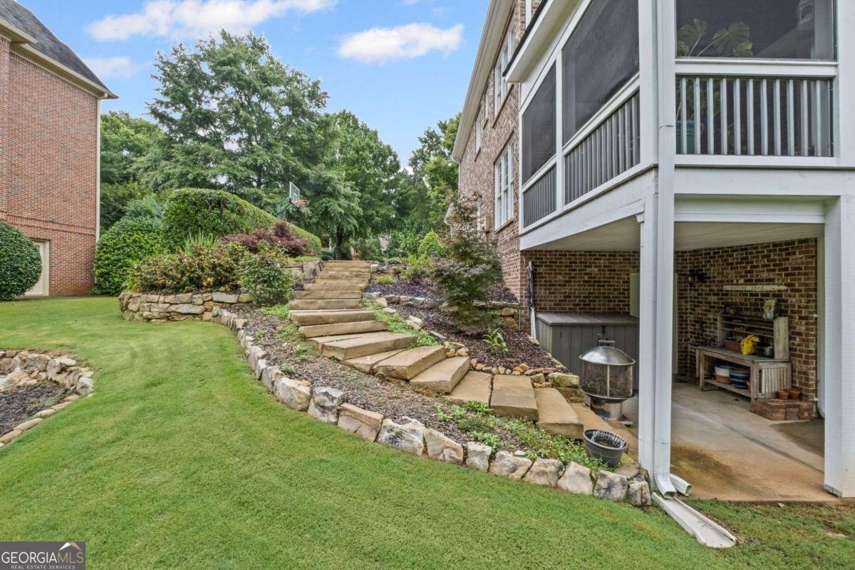 7615 Laurel Oak Drive Suwanee - 25