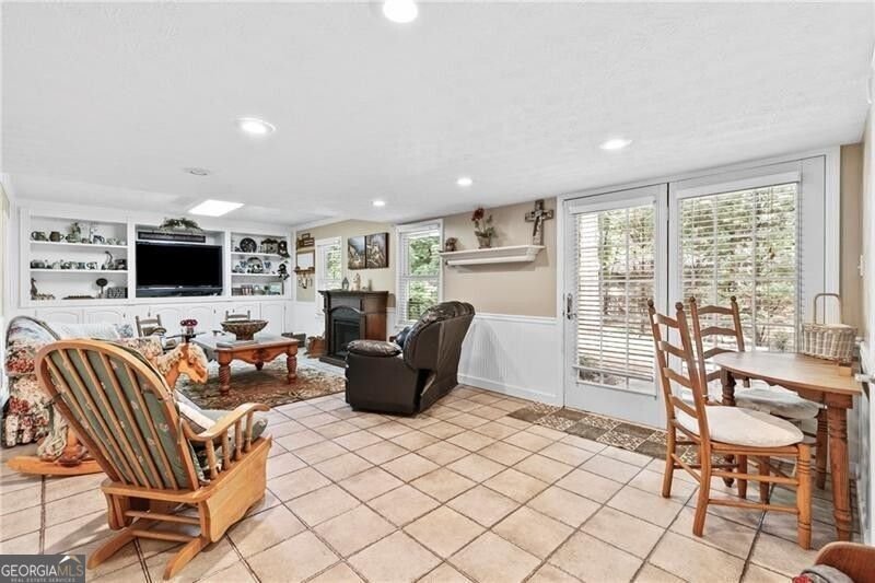 621 Windgrove Drive Marietta - 24