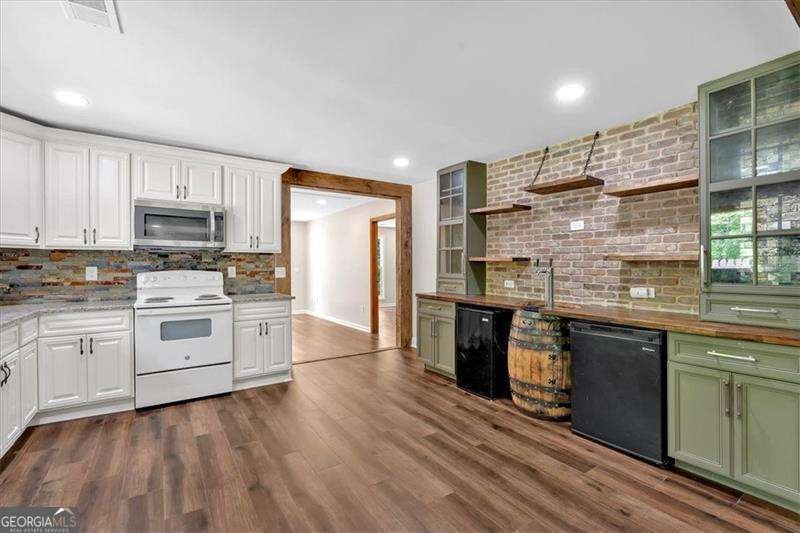 161 OLD VANDIVER Drive Canton - 6