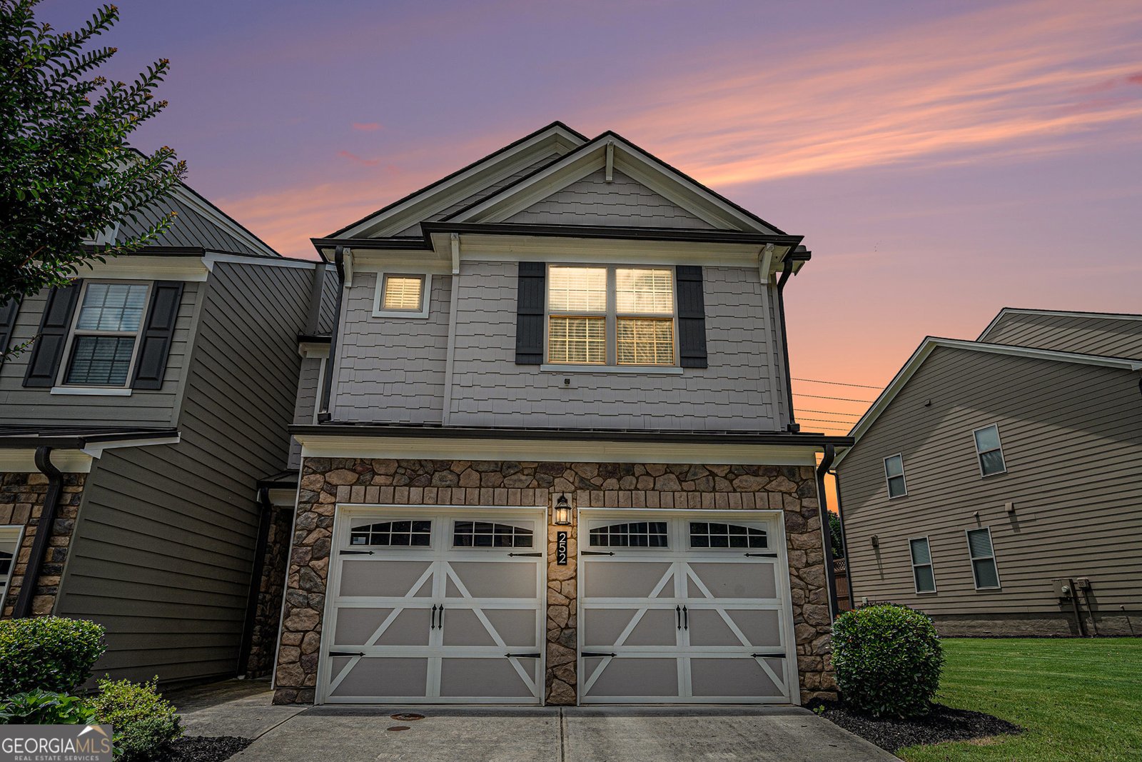 252 Stone Park Drive Woodstock - 1