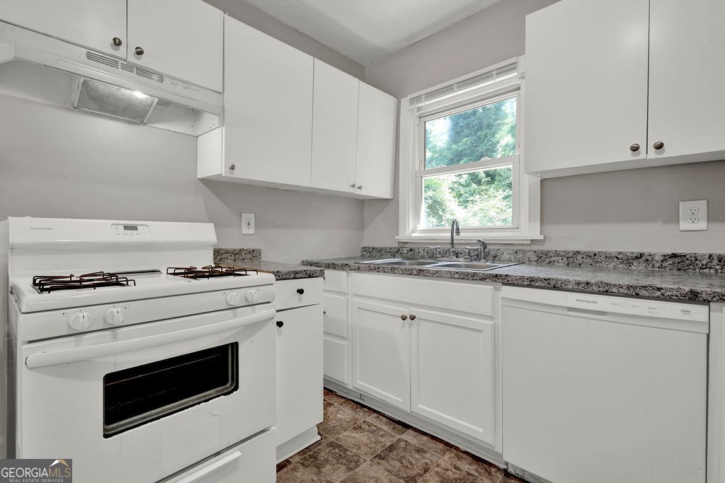2430 Semmes Street Atlanta - 12