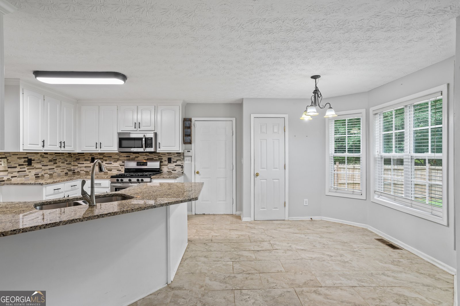 1048 Falls Brooke Drive Conyers - 11