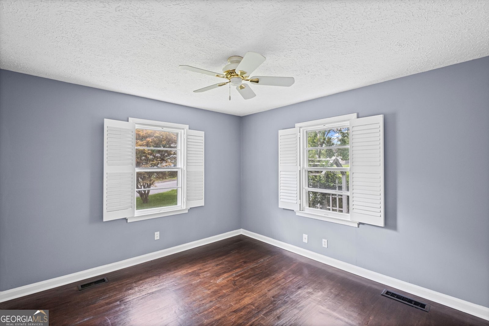 881 McLinden Avenue Smyrna - 22
