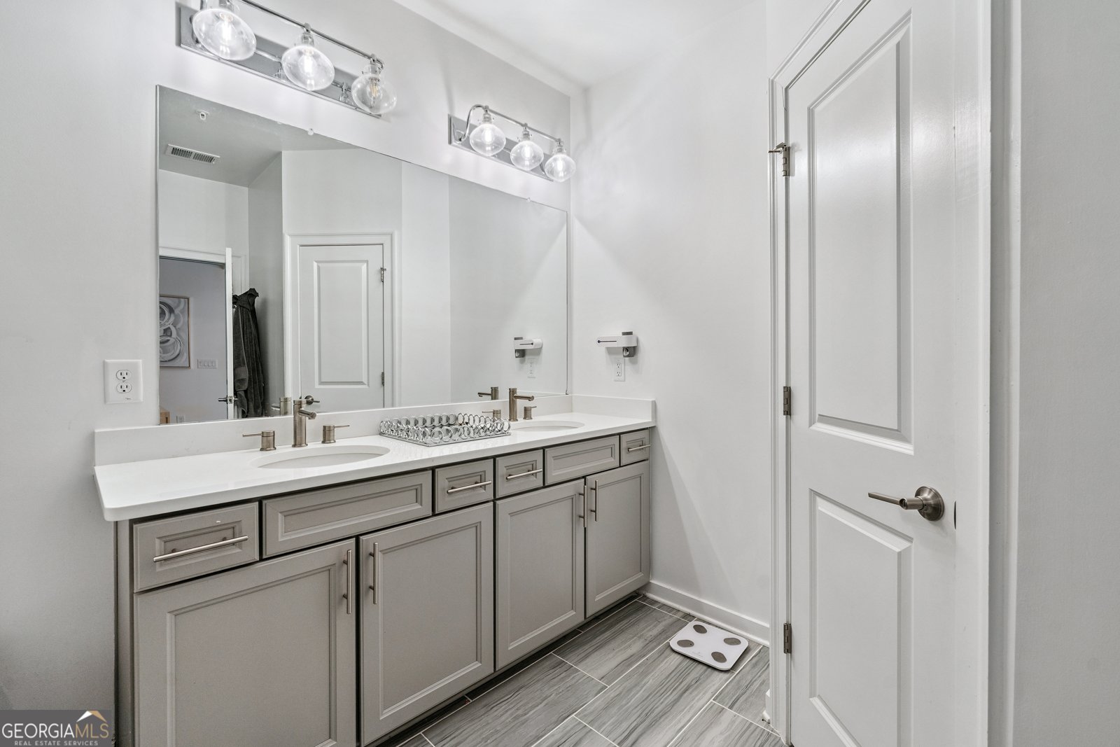 1049 Brandsford Street Atlanta - 32