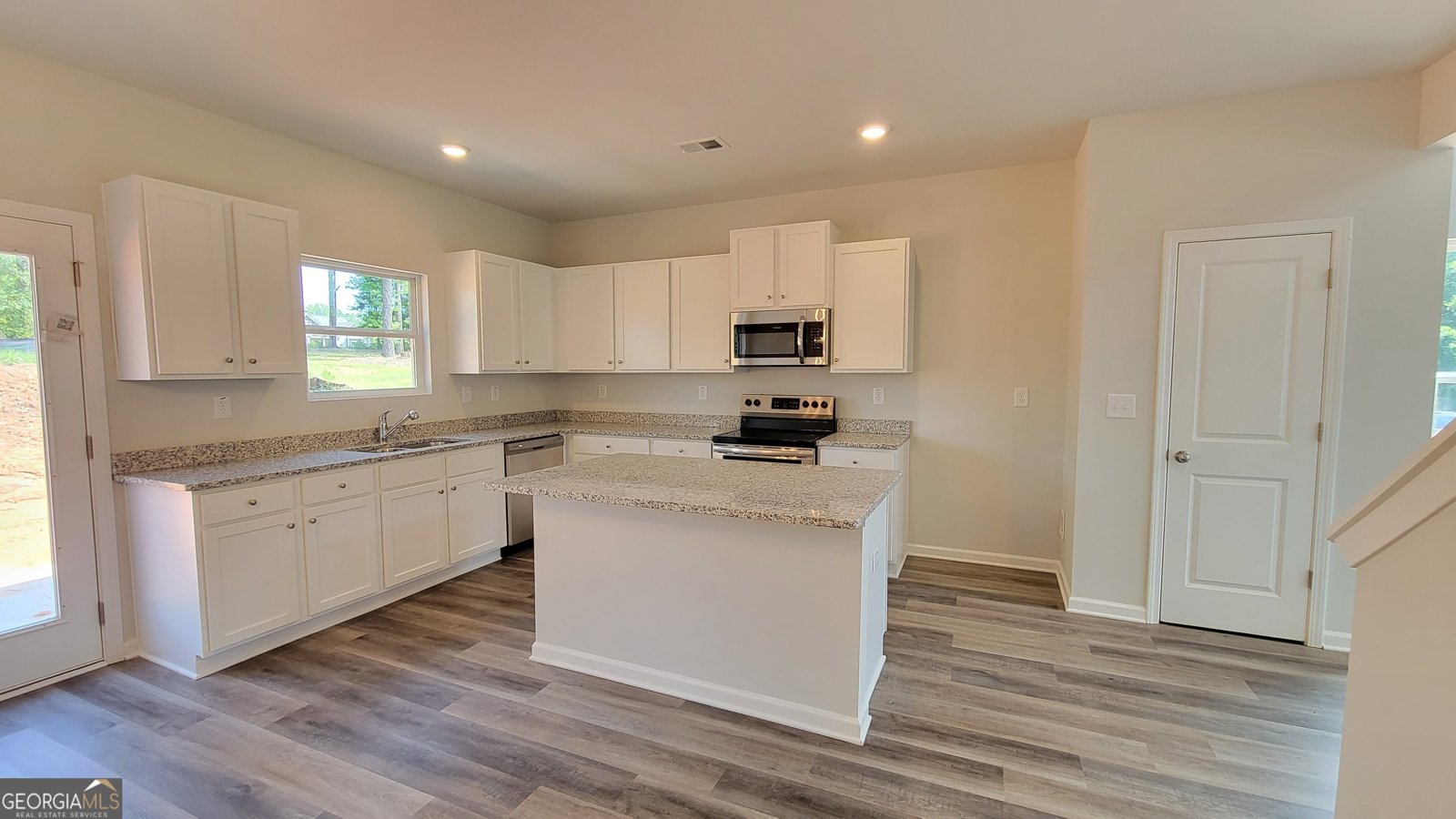 5110 Black Bear Trail Douglasville - 8