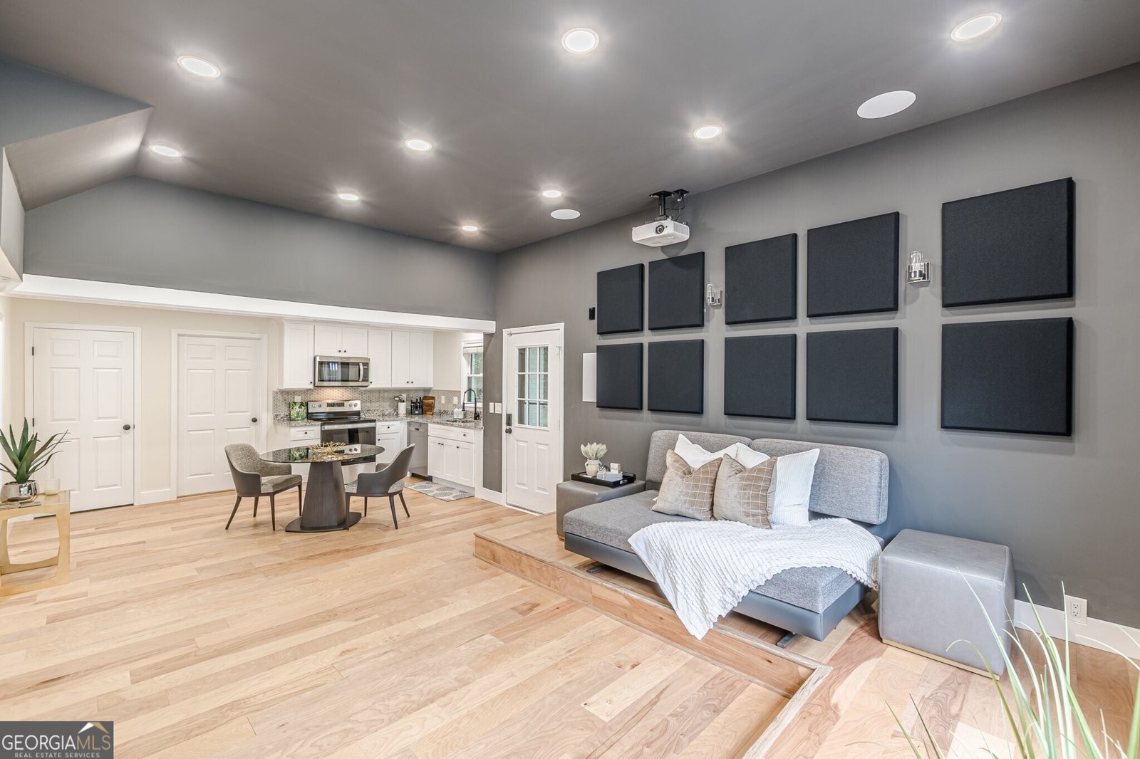 6394 Wood Valley Road Douglasville - 48