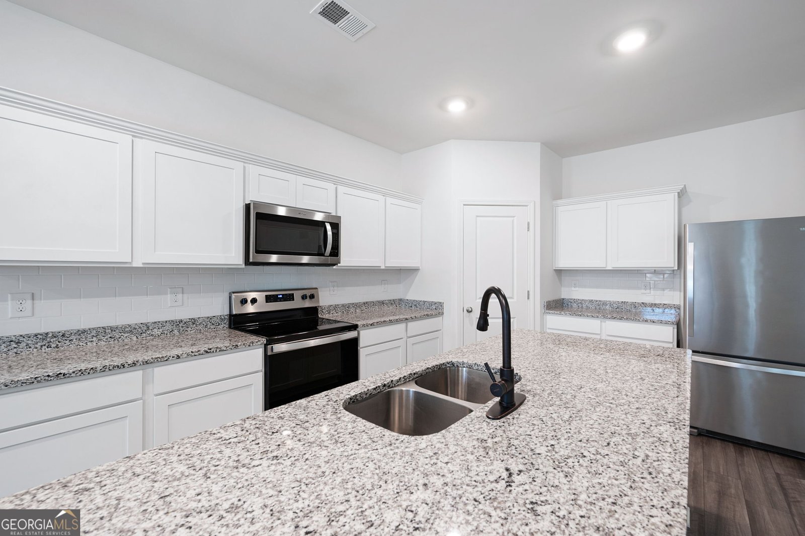 7301 Cranleigh Street Covington - 5