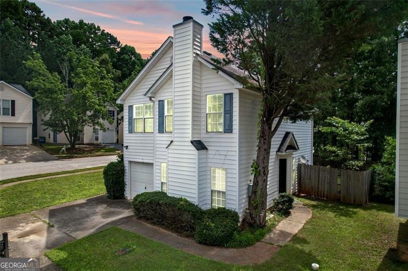 800 Tradd Court Stone Mountain - 4