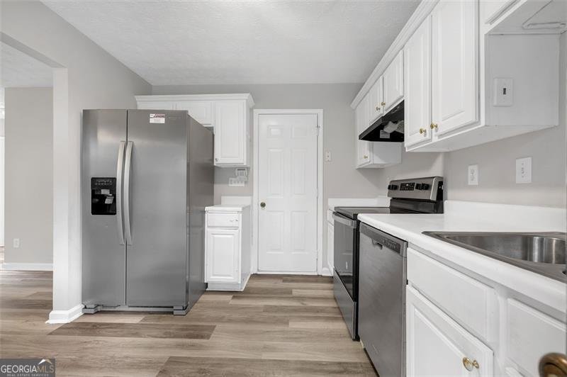 800 Tradd Court Stone Mountain - 9