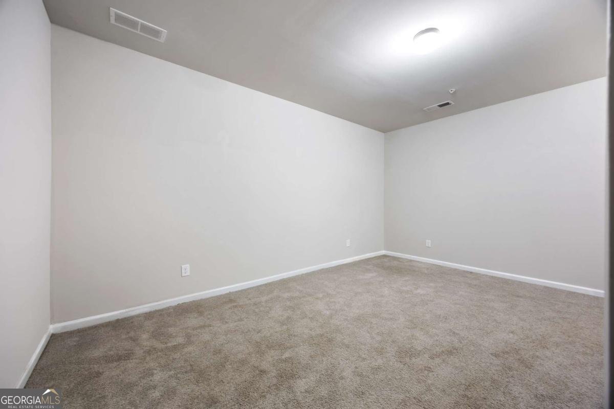 1005 Bayrose Circle East Point - 23