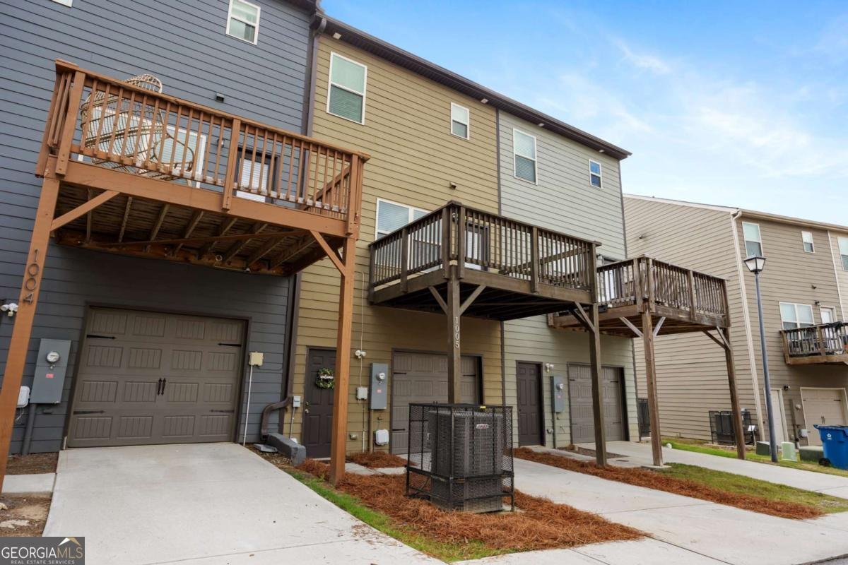 1005 Bayrose Circle East Point - 25
