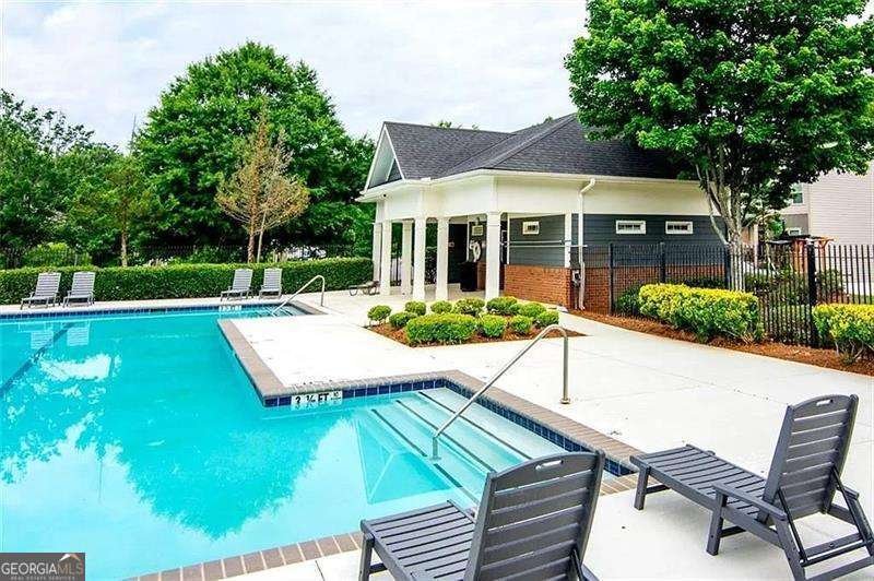 1005 Bayrose Circle East Point - 29
