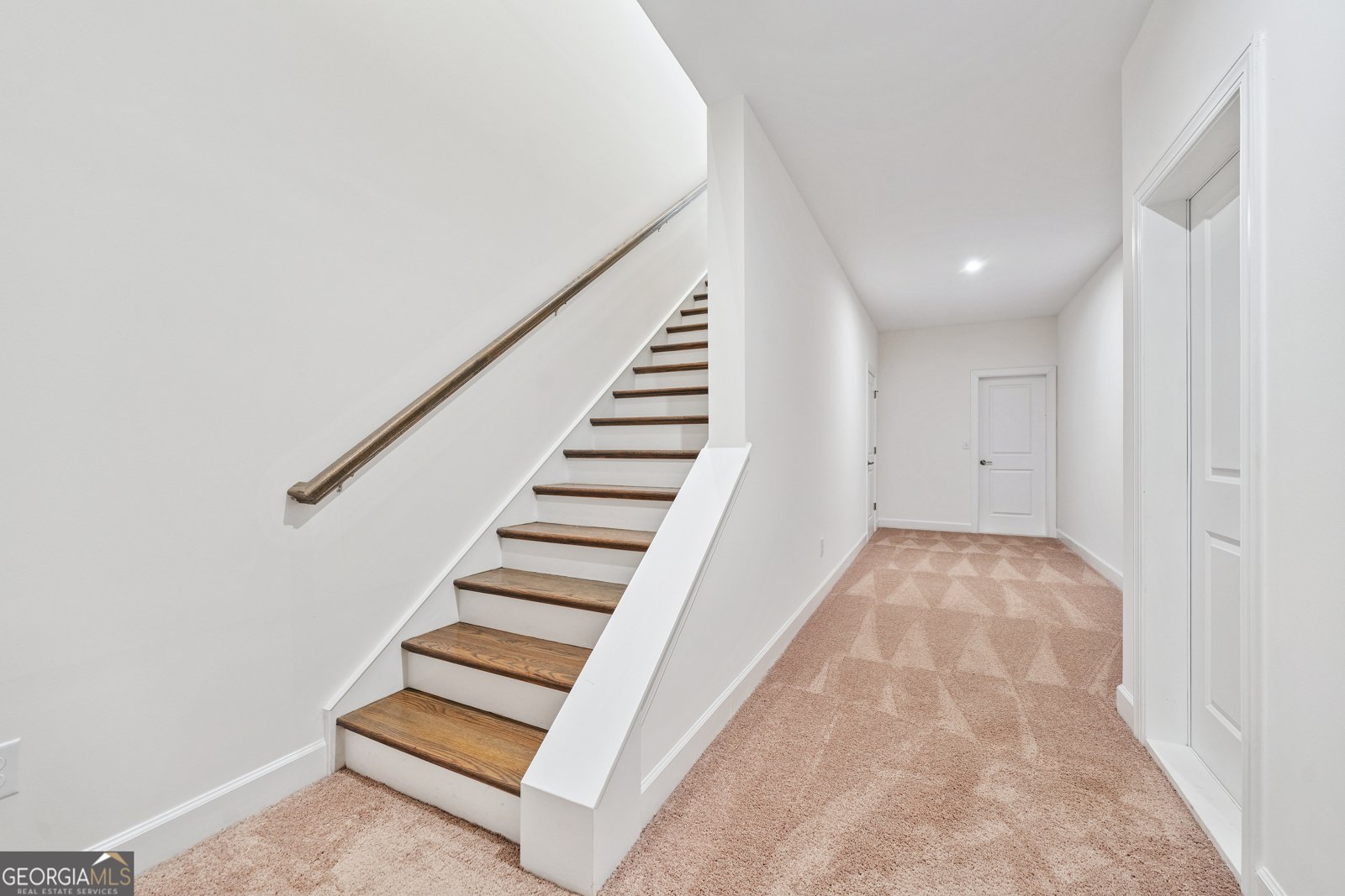 192 Erie Point Hoschton - 32