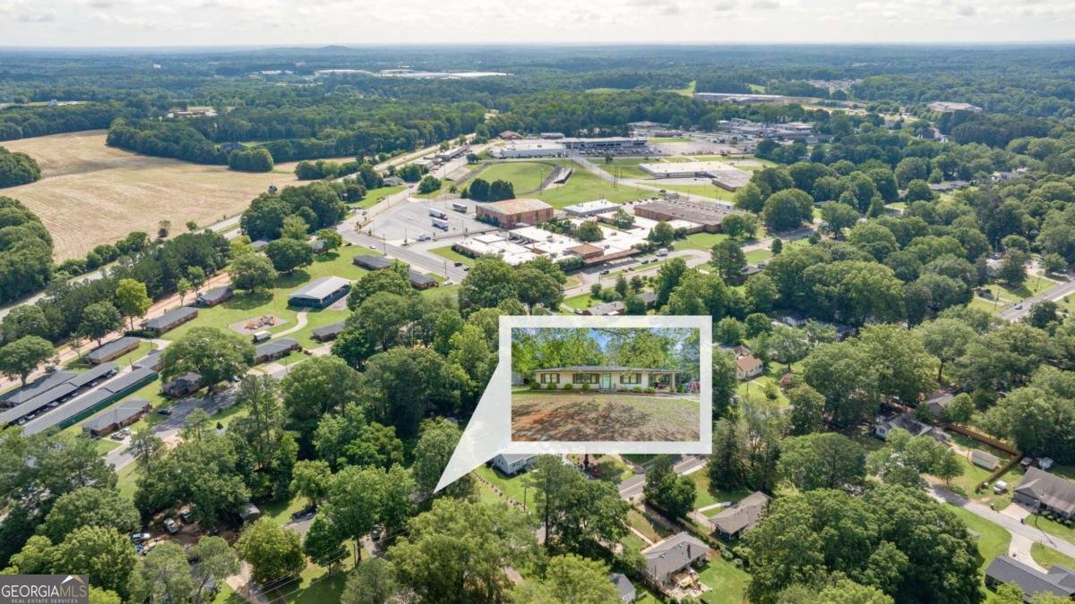 312 Glen Iris Drive Monroe - 27