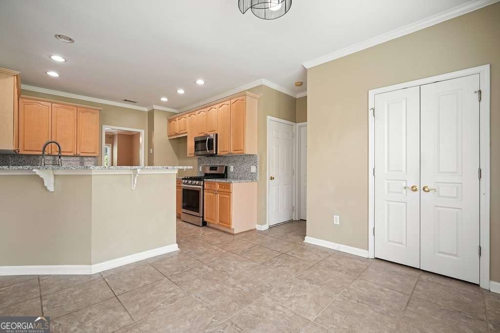 412 Middlebrooke Street Canton - 11