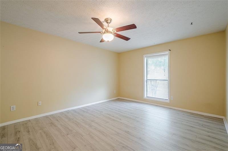 1102 WYNNES RIDGE Circle Marietta - 17