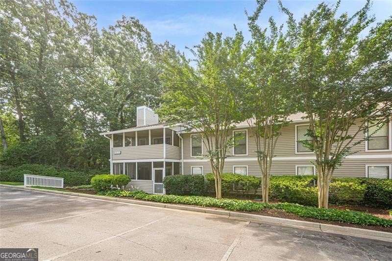 1102 WYNNES RIDGE Circle Marietta - 25
