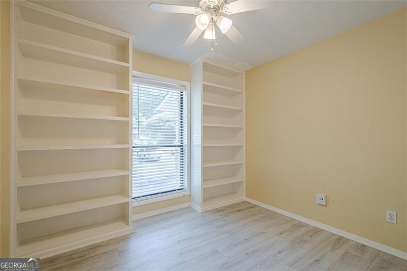 1102 WYNNES RIDGE Circle Marietta - 31