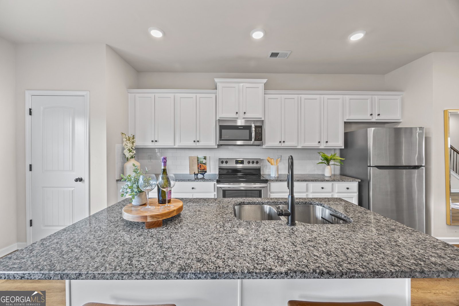 1004 Bayrose Circle East Point - 11
