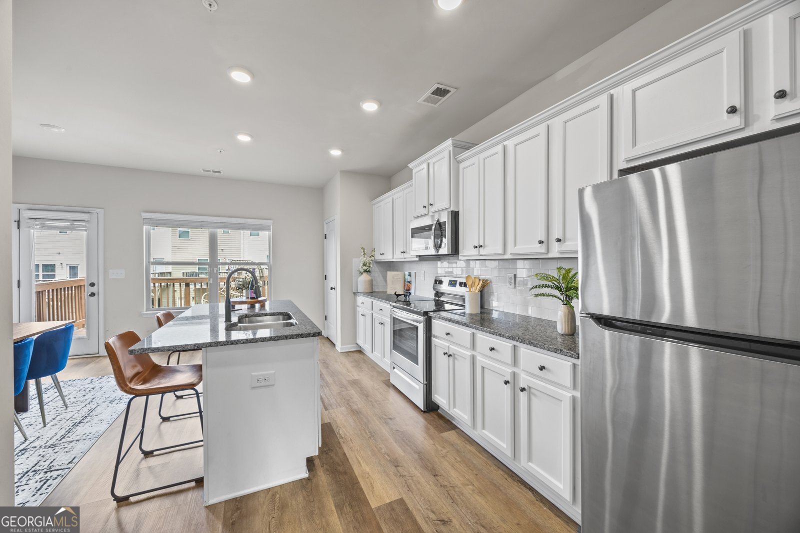 1004 Bayrose Circle East Point - 12